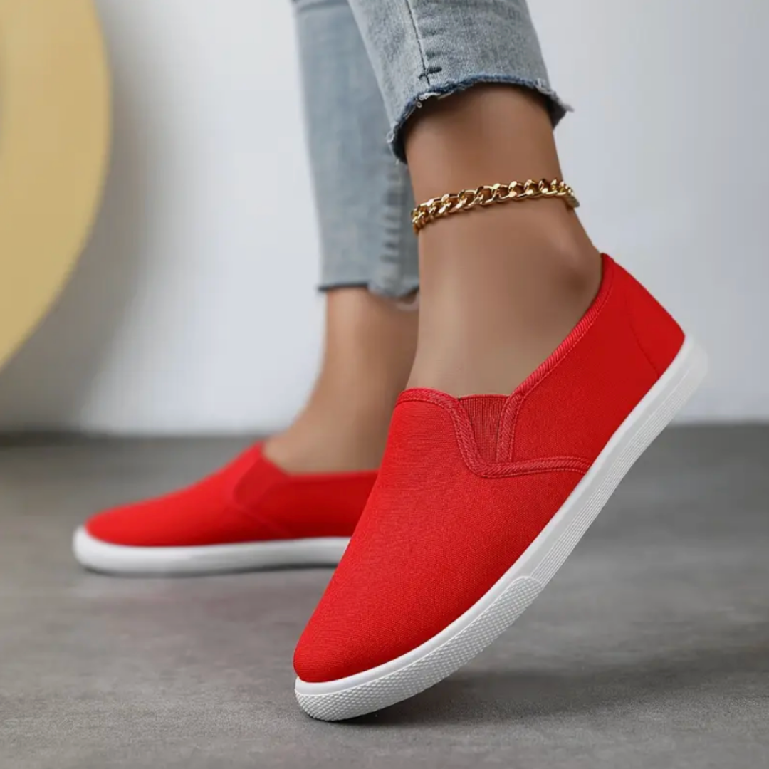 Lior: Zapatillas de punta redonda para mujer
