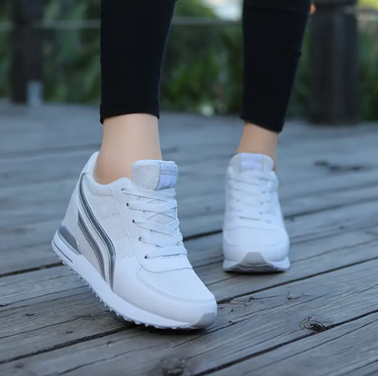Elva | Sneakers con cuña ortopédica invisible